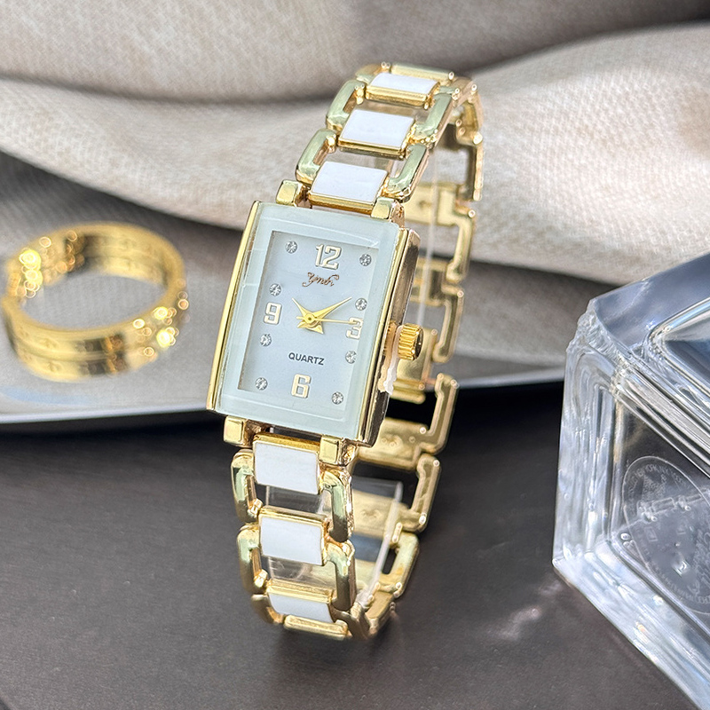 Luxury Watch On Sale - Kadınlar için moda izle versiyonu lüks