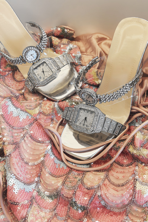 Orijinal tasarım kristal saatl - Luxury Watch With Leather Strap incelemesi ve fiyatı
