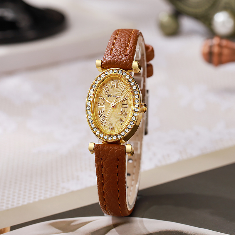 Lüks Kadın Saati Moda Oval Elm - Luxury Watch With Leather Strap incelemesi ve fiyatı